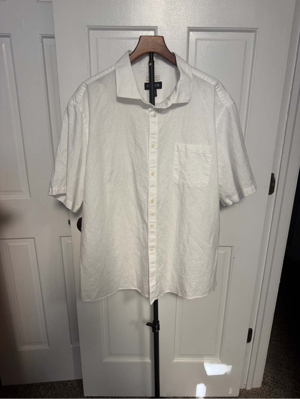 Jos. A. Bank White Short-Sleeve Button-Down Shirt Mens XXL 56% Linen 44% Cotton